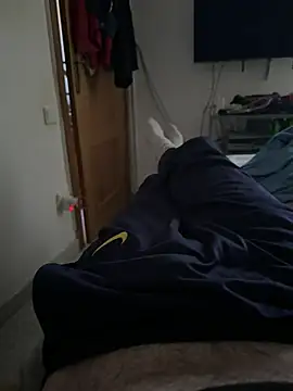 Snapshot of gigolobcn chatting on 02.21.26 gigolobcn online show from 02.21.26