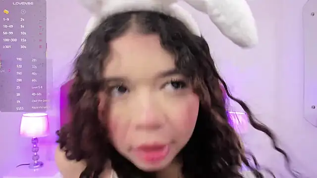 STEFANY MOLL online show from 12.02.25