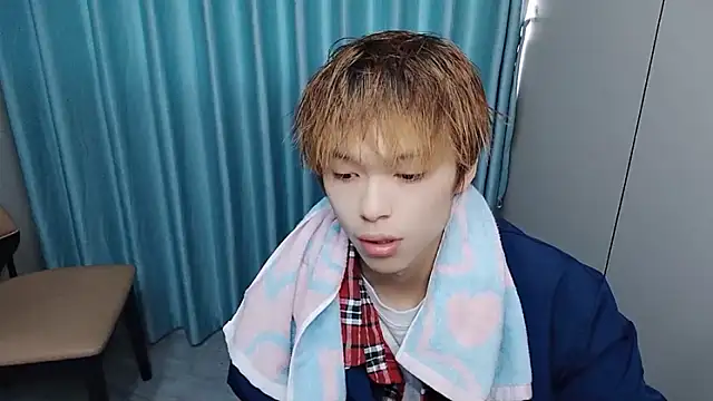 w5206t online show from 04.15.26