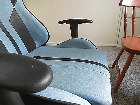 Snapshot of wankywanky chatting on 10.21.25 wankywanky online show from 10.21.25