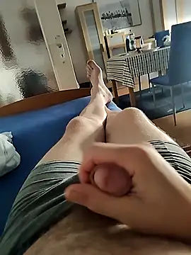 Snapshot of Brutalle88 chatting on 09.09.25 Brutalle88 online show from 09.09.25