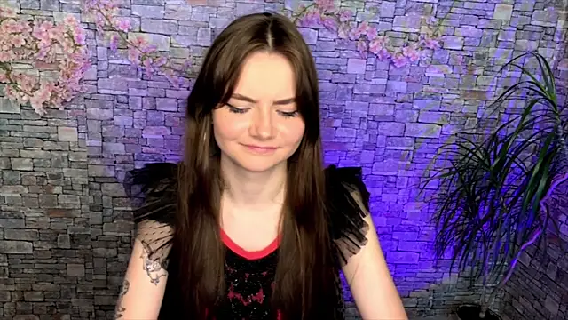 Snapshot of may_rollins chatting on 06.22.26 may rollins online show from 06.22.26