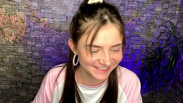 Snapshot of may_rollins chatting on 06.24.26 may rollins online show from 06.24.26