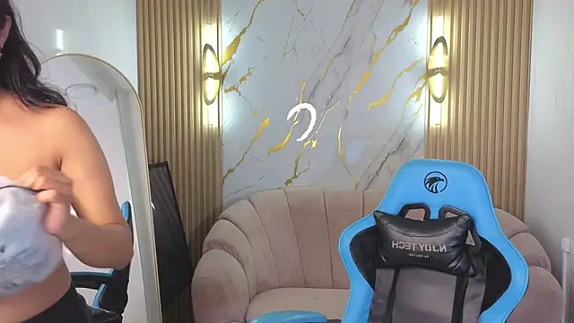 Snapshot of Gumball_b chatting on 10.16.25 Gumball b online show from 10.16.25