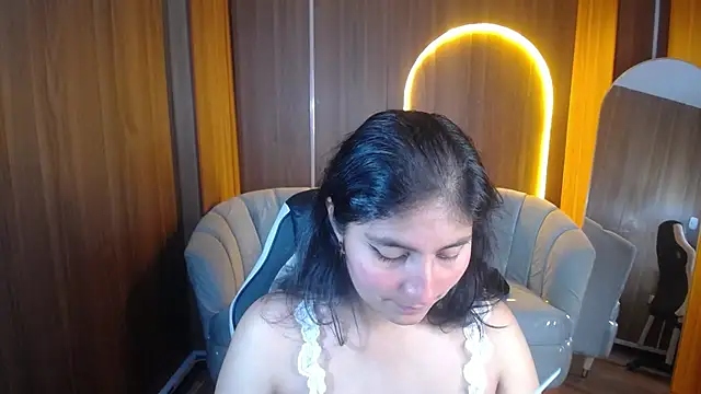 Snapshot of Gumball_b chatting on 11.05.25 Gumball b online show from 11.05.25