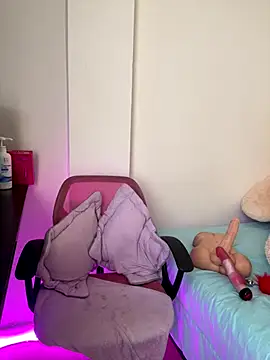 Zara Bel online show from 12.20.25