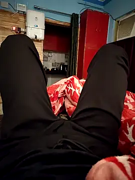 Snapshot of Drakyguy chatting on 11.15.25 Drakyguy online show from 11.15.25