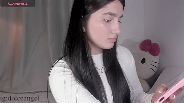 Snapshot of dulceangel__ chatting on 04.30.26 dulceangel online show from 04.30.26