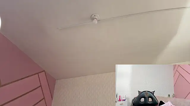 Eva mermaid online show from 03.31.26