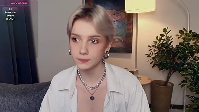 OdelynaAsp online show from 12.04.25