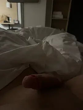 alanv05 online show from 04.23.26