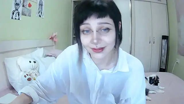 SineKiraReal online show from 09.24.25
