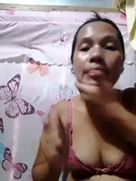 HotNaughtyGirl23 online show from 11.29.25