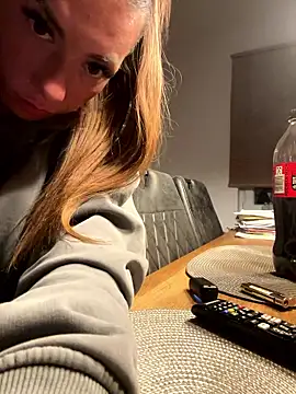 mrs pussy online show from 04.17.26