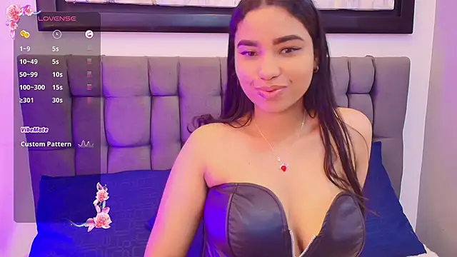 KhateAndersson online show from 11.03.25