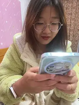 sisi-maiden online show from 03.19.26