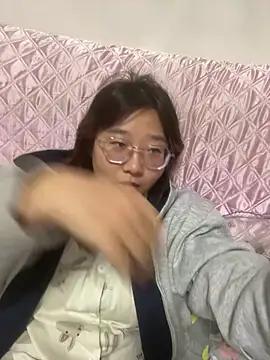 sisi-maiden online show from 03.31.26