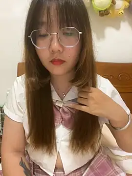 sisi-maiden online show from 06.24.26