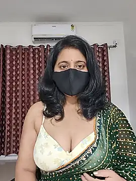 Snapshot of Your-Vedika chatting on 07.04.26 Your-Vedika online show from 07.04.26