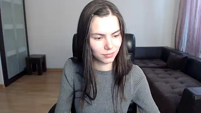 Snapshot of AmelieReve chatting on 10.01.25 AmelieReve online show from 10.01.25