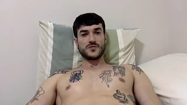 Snapshot of Fubinha chatting on 09.11.25 Fubinha online show from 09.11.25