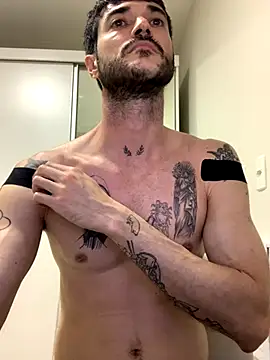 Snapshot of Fubinha chatting on 09.18.25 Fubinha online show from 09.18.25