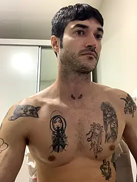 Snapshot of Fubinha chatting on 09.25.25 Fubinha online show from 09.25.25