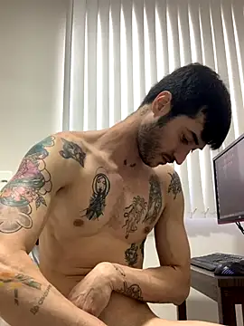 Snapshot of Fubinha chatting on 10.02.25 Fubinha online show from 10.02.25