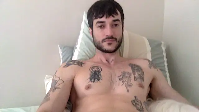 Snapshot of Fubinha chatting on 10.10.25 Fubinha online show from 10.10.25