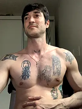 Snapshot of Fubinha chatting on 11.15.25 Fubinha online show from 11.15.25