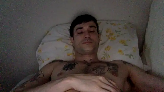 Snapshot of Fubinha chatting on 11.21.25 Fubinha online show from 11.21.25