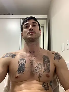 Snapshot of Fubinha chatting on 11.24.25 Fubinha online show from 11.24.25