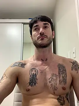 Snapshot of Fubinha chatting on 12.17.25 Fubinha online show from 12.17.25