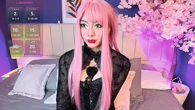 Shizuko  online show from 02.05.26