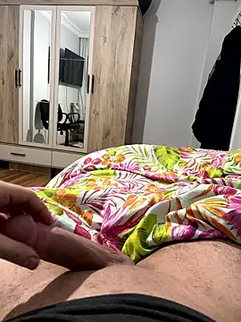 Erenn9972 online show from 01.05.26