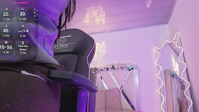 ZURY TAY online show from 03.07.26