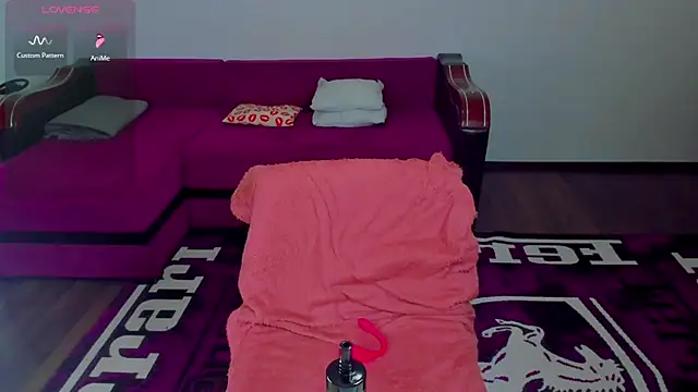 Snapshot of MiaKiittyy chatting on 01.17.26 MiaKiittyy online show from 01.17.26