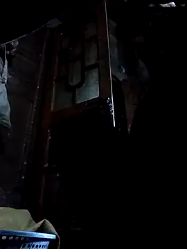 Snapshot of PhamPm70 chatting on 11.06.25 PhamPm70 online show from 11.06.25