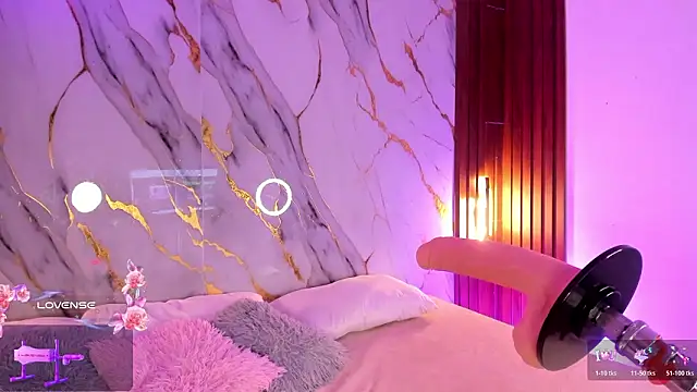 Snapshot of alicecute77 chatting on 02.23.26 alicecute77 online show from 02.23.26