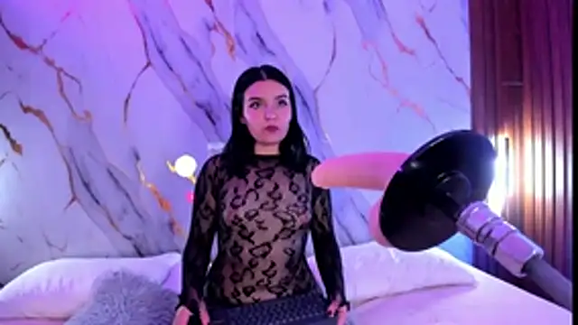 Snapshot of alicecute77 chatting on 03.03.26 alicecute77 online show from 03.03.26