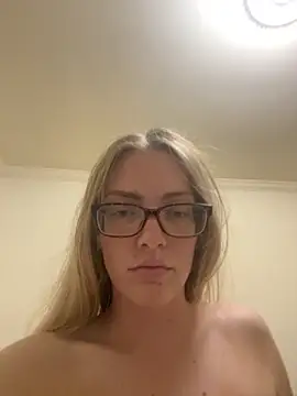 blondebaddi online show from 11.07.25