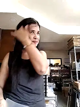 Snapshot of Prettysweetmum chatting on 09.09.25 Prettysweetmum online show from 09.09.25