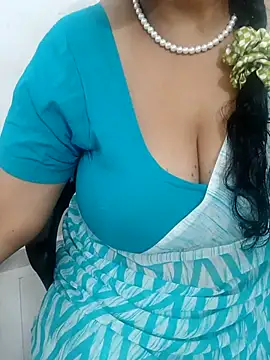 Snapshot of tami_lavanya chatting on 04.22.26 tami lavanya online show from 04.22.26