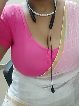 Snapshot of tami_lavanya chatting on 05.29.26 tami lavanya online show from 05.29.26