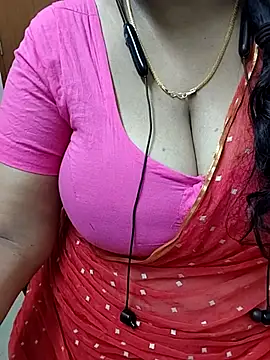 Snapshot of tami_lavanya chatting on 07.19.26 tami lavanya online show from 07.19.26