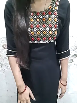 Aarti-kumri online show from 02.25.26