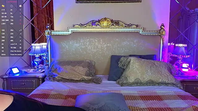 Kelly Cartier online show from 11.15.25