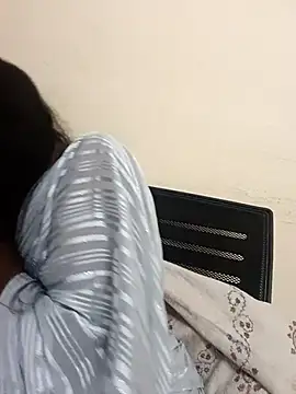 Snapshot of kavya-telugu84 chatting on 10.22.25 kavya-telugu84 online show from 10.22.25