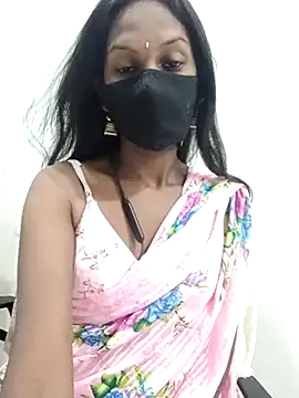 Snapshot of kavya-telugu84 chatting on 11.13.25 kavya-telugu84 online show from 11.13.25