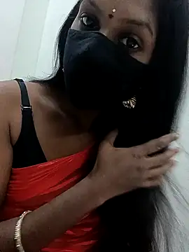 Snapshot of kavya-telugu84 chatting on 11.17.25 kavya-telugu84 online show from 11.17.25